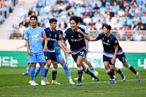 1골 1도움을 기록한 강현제. /사진=서울이랜드FC