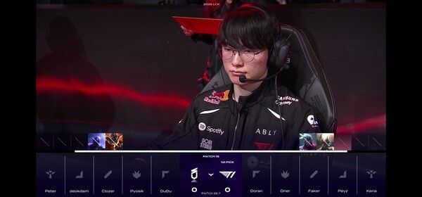 10일 서울 종로구 롤파크에서 열린 ‘2026 리그 오브 레전드 챔피언스 코리아(LCK)’ 정규 시즌 1세트 경기에서 T1이 승리를 먼저 가져갔다.(▲T1 & DN수퍼스=1:0). /사진=네이버 치지직 라이브영상 캡처