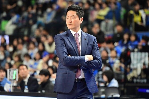 서울 SK 전희철 감독. /사진=KBL