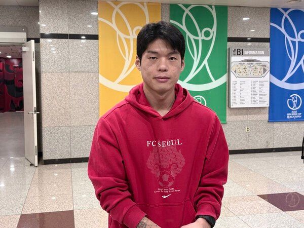 경기 후 믹스트존에서 기자 인터뷰에 응하는 서울FC 최준. /사진=STN 조영채 기자