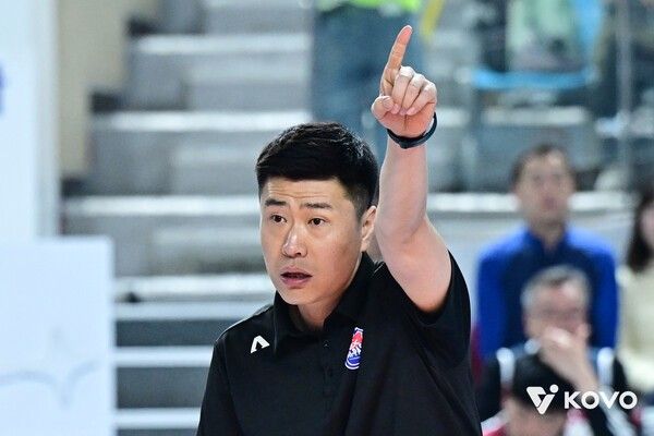 한국도로공사 김영래 감독대행. /사진=KOVO