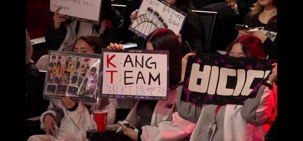 9일 서울 종로구 치지직 롤파크에서 열린 '2026 리그 오브 레전드 챔피언스 코리아' 정규 시즌 2경기 1세트에서 KT 롤스터가 후반 집중력과 운영에서 앞서며 난전을 뒤집고 짜릿한 역전승으로 1세트를 가져갔다. (▲KT 롤스터 & 농심 레드포스=1:0). /사진=네이버 치지직 라이브영상 캡처