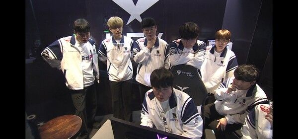 9일 서울 종로구 치지직 롤파크에서 열린 '2026 리그 오브 레전드 챔피언스 코리아' 정규 시즌 1경기 1세트 한진브리온이 테디의 활약으로 키움전 1세트를 승리했다. (▲한진 브리온 & 키움 DRX : 1:0). /사진=네이버 치지직 라이브영상 캡처