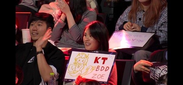 9일 서울 종로구 치지직 롤파크에서 열린 '2026 리그 오브 레전드 챔피언스 코리아' 정규 시즌 2경기 2세트에서 KT롤스터가 28분 농심레드포스의 넥서스를 파괴하고 개막 3연승을 질주하며 단독 선두에 올랐다. (▲KT 롤스터 & 농심 레드포스=2:0). /사진=네이버 치지직 라이브영상 캡처