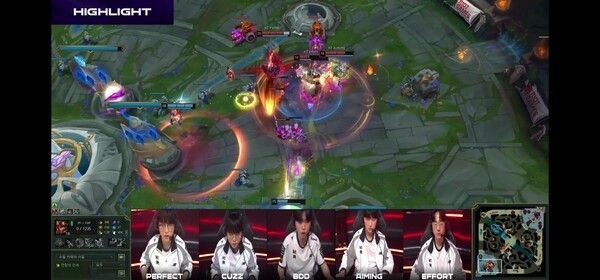 9일 서울 종로구 치지직 롤파크에서 열린 '2026 리그 오브 레전드 챔피언스 코리아' 정규 시즌 2경기 1세트에서 KT 롤스터가 후반 집중력과 운영에서 앞서며 난전을 뒤집고 짜릿한 역전승으로 1세트를 가져갔다. (▲KT 롤스터 & 농심 레드포스=1:0). /사진=네이버 치지직 라이브영상 캡처