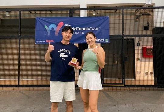 'W15 싱가포르 국제 투어대회' 여자 복식에서 값진 우승을 차지한 의정부시청 직장운동경기부 테니스팀 신지호 선수./사진=의정부시