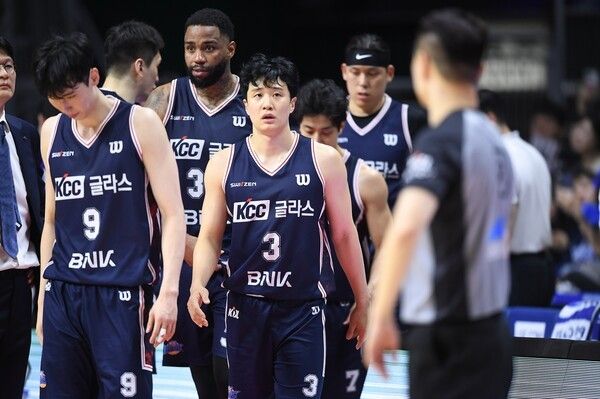 프로농구 챔피언결정전 4차전에서 고양 소노에게 패한 부산 KCC. /사진=KBL