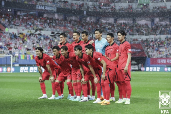 대한축구협회가 “대표팀이 오는 31일 트리니다드토바고(FIFA 랭킹 100위), 다음 달 4일 엘살바도르(102위)와 평가전을 치른다”고 12일 발표했다. (▲축구 국가대표팀). /사진=KFA