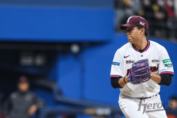 13일 키움이 서울 고척스카이돔에서 열린 2026 신한 SOL KBO리그 한화와 홈경기에서 3-2로 승리했다. (▲키움 히어로즈 좌완 투수 박정훈(2006년생)). /사진=키움 히어로즈
