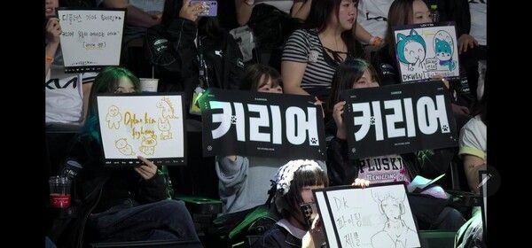 13일 서울 종로구 롤파크에서 열린 ‘2026 리그 오브 레전드 챔피언스 코리아(LCK)’ 정규 시즌 2라운드 1경기 2세트에서 디플러스 기아가 바텀 주도권과 정교한 운영을 앞세워 DN 수퍼스를 2:0으로 완파했다. (▲DK & DNS=2:0). /사진=네이버 치지직 라이브영상 캡처