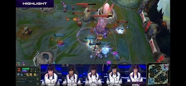 2일 오후 서울 종로구 치지직 롤파크에서 열린 ‘2026 리그 오브 레전드 챔피언스 코리아(LCK)’ 정규 시즌 2라운드 경기 1세트에서 키움DRX가 농심레드포스에 1승을 먼저 선취했다. (▲KRX & NS=1:0). /사진=네이버 치지직 라이브영상 캡처