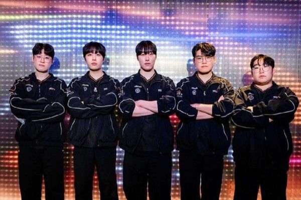 한화생명은 2026 LCK 정규 시즌 2라운드 8주차에서 BNK 피어엑스와 농심 레드포스를 차례로 꺾으며 시즌 14승 2패를 기록했다. /사진=한화생명e스포츠