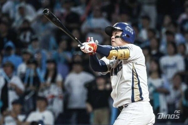 27일 NC 다이노스가 창원 NC파크에서 열린 2026 신한 SOL Bank KBO리그 한화 이글스와 시즌 4차전에서 8회 권희동의 결승 투런포까지 터지며 난타전 끝에 6-4 역전승을 거뒀다.(▲NC 다이노스 권희동 / 3타수 1안타, 1홈런, 2타점, 1득점). /사진=NC 다이노스
