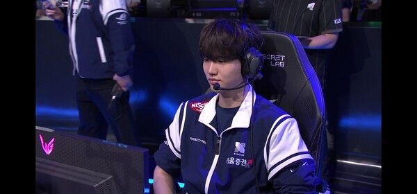 29일 서울 종로구 치지직 롤파크에서 열린 ‘2026 리그 오브 레전드 챔피언스 코리아(LCK)’ 정규 시즌 2라운드 1경기 키움 DRX가 2세트를 가져가면서 다시 승부를 원점으로 돌려놓았다.(▲DK & KRX=1:1). /사진=네이버 치지직 라이브영상 캡처