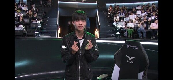 31일 서울 종로구 치지직 롤파크에서 열린 ‘2026 리그 오브 레전드 챔피언스 코리아(LCK)’ 정규 시즌 2라운드 2경기 2세트 디플러스 기아가 농심 레드포스를 꺽어 2대 0으로 최종 승리했다 (▲DK & NS=2:0). /사진=네이버 치지직 라이브영상 캡처