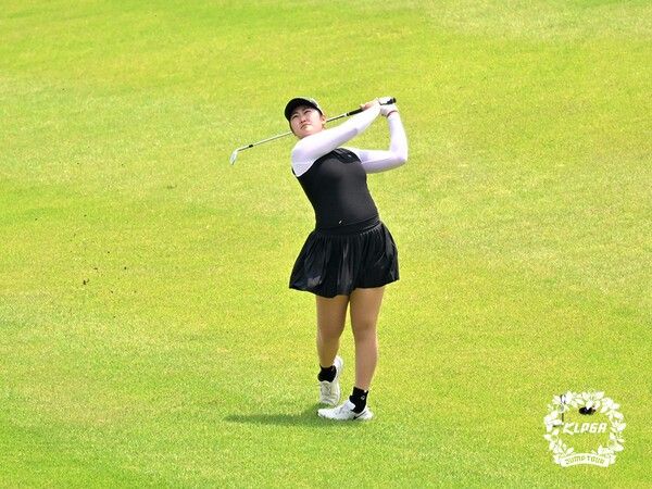 9일 김도희E가 전남 강진 다산베아채 골프앤리조트(파72)에서 열린 ‘KLPGA 2026 다산베아채 골프앤리조트 점프투어 with SBS골프 8차전’ 최종 라운드에서 보기 없이 버디 5개를 낚으며 5언더파 67타를 기록했다. /사진=KLPGA