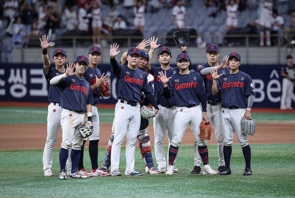 21일 롯데가 서울 고척스카이돔에서 열린 2026 신한 SOL KBO리그 키움과 원정경기에서 6-3으로 승리했다. /사진=롯데 자이언츠