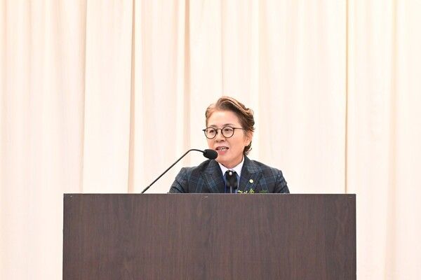 [(사)한국프로사진협회&nbsp;김인숙 광주지회장]&nbsp;사진/노광이 광산구지부장
