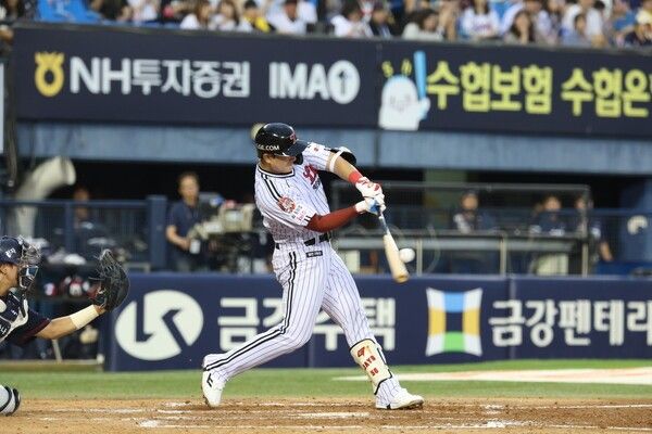 ​21일 오후 5시 잠실구장에서 열린 2026 신한 SOL뱅크 KBO리그 정규시즌 경기에서 두산 베어스에 9-3 승리를 거둔 LG 트윈스. (▲LG 문정빈 / 3타수 2안타(2홈런) 1볼넷 3타점.) /사진=LG 트윈스