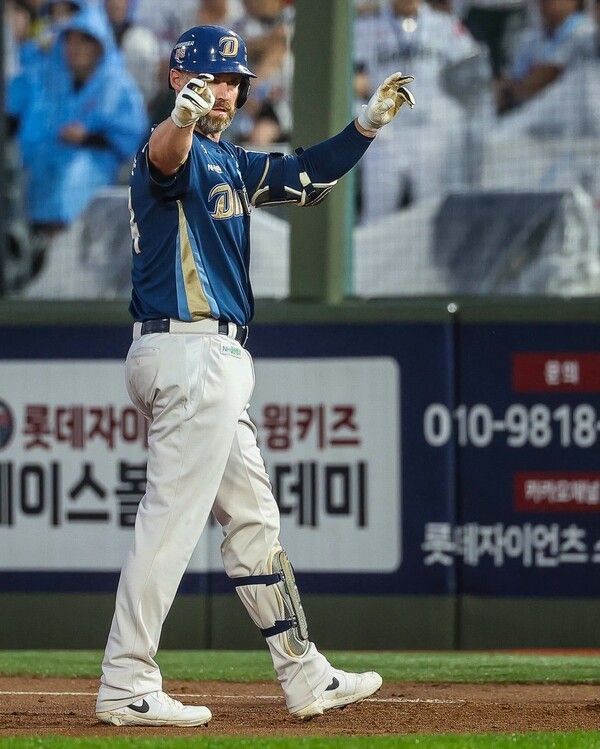 25일 NC가 부산 사직구장에서 열린 2026 신한 SOL KBO리그 원정경기에서 롯데를 8-2로 꺾었다. (▲NC 데이비슨, 4타수 3안타 2타점 1삼진). /사진=NC 다이노스