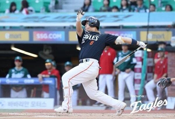 26일 한화가 인천 SSG랜더스필드에서 열린 2026 신한 SOL KBO리그 원정경기에서 SSG를 9대2로 제압했다. (▲한화 노시환, 4타수 1안타 1홈런 1득점 2타점). /사진=한화 이글스