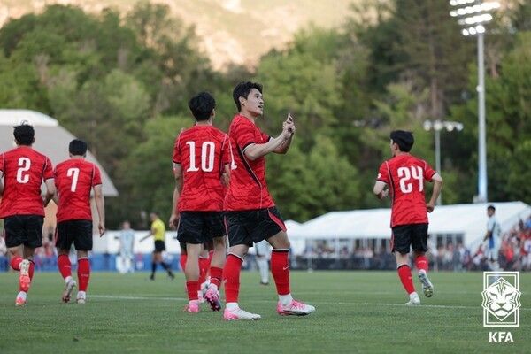 엘살바도르전에서 결승골을 넣은 이동경 선수/사진=대한축구협회