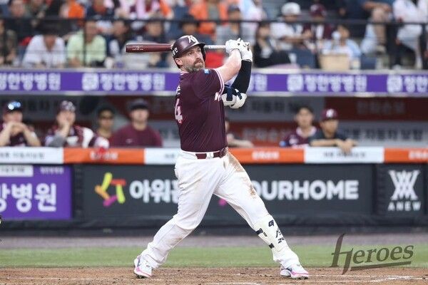 17일 키움이 대전 한화생명볼파크에서 열린 2026 신한 SOL KBO리그 원정 경기에서 한화 이글스를 7-6으로 제압했다. (▲키움 데이비슨, 5타수 3안타 1홈런 1득점 3타점). /사진=키움 히어로즈