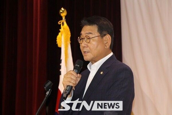 축사하는 김교흥 국회의원. / 사진=검단구출입연합기자단