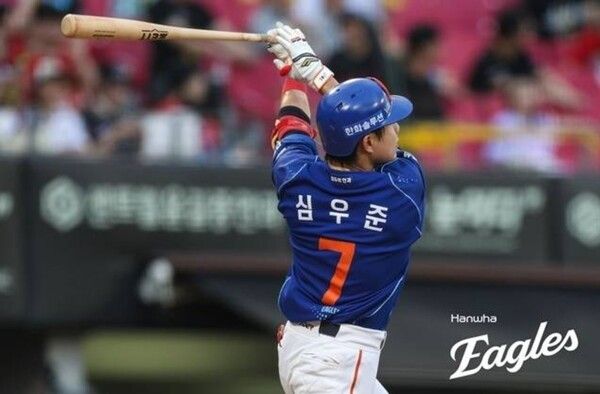 22일 한화가 광주 KIA챔피언스필드에서 열린 2026 신한 SOL KBO리그 원정경기에서 KIA를 7-3으로 제압했다. (▲한화 심우준 5타수 3안타 1홈런 1득점 4타점). /사진=한화 이글스