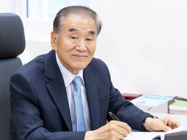 이재오 민주화운동기념사업회 이사장. 비하 응원으로 물의를 빚은 배재고가 사건 후 재발방지 대책의 일환으로 실시한 민주시민교육에서 특강을 한 것으로 알려져 있다. /사진=민주화운동기념사업회