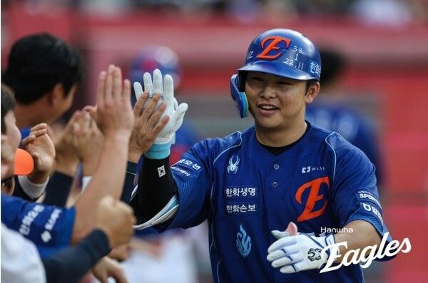 23일 한화가 광주-기아챔피언스필드에서 열린 2026 신한 SOL KBO리그 KIA와의 주중 3연전 마지막 경기에서 9-3으로 승리했다. (▲한화 문현빈 4타수 1안타 1홈런 1득점 2타점). /사진=한화 이글스