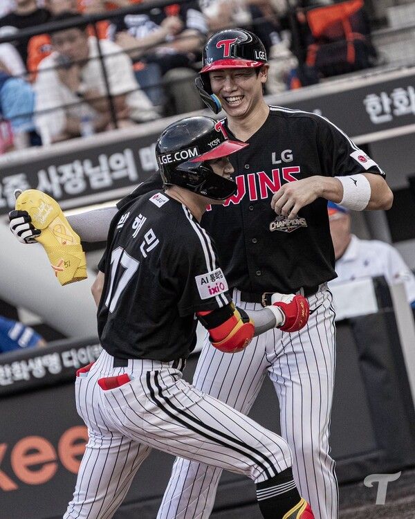 25일 LG가 대전 한화생명볼파크에서 열린 2026 신한 SOL KBO리그 한화와 원정경기에서 15-11로 승리했다. (▲LG 박해민 4타수 3안타 1홈런 3득점 4타점 2볼넷). /사진=LG 트윈스