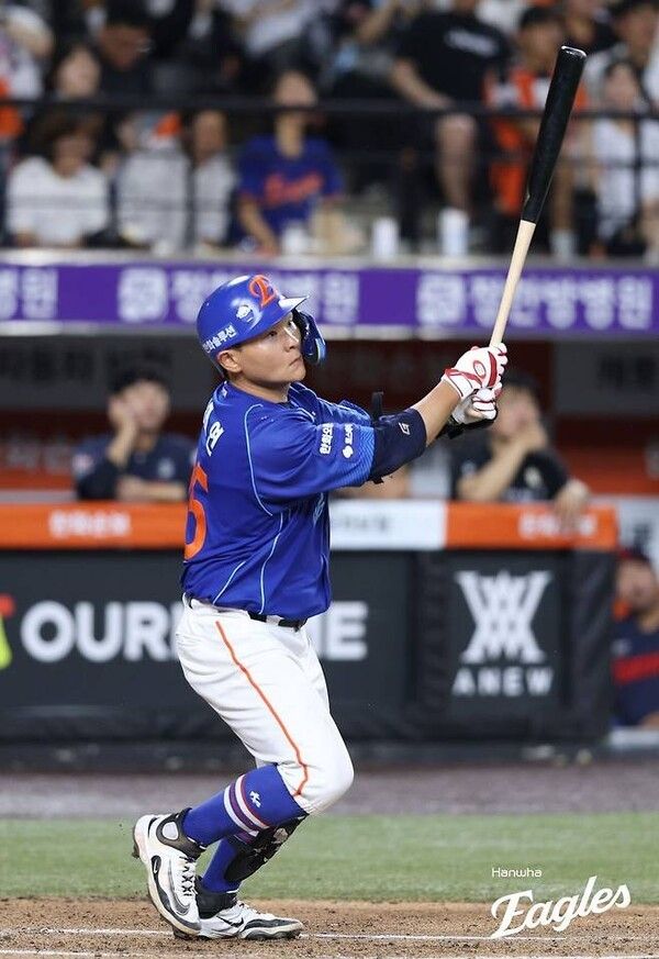 29일 한화가 대전 한화생명볼파크에서 열린 2026 신한 SOL KBO리그 롯데와의 주중 3연전 두 번째 경기에서 5-3으로 승리했다. (▲한화 김태연 4타수 4안타 1홈런 3득점 1타점). /사진=한화 이글스