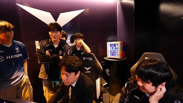 7일 서울 종로구 치지직 롤파크 LCK 아레나에서 열린 2026 LCK 정규시즌 3라운드 2주 차 라이즈 그룹 경기에서 한진 브리온이 BNK 피어엑스를 상대로 믿기 힘든 역전극을 펼치며 1세트를 가져갔다. (▲BRO & BFX=1:0)./사진=네이버 치지직 라이브영상 캡처
