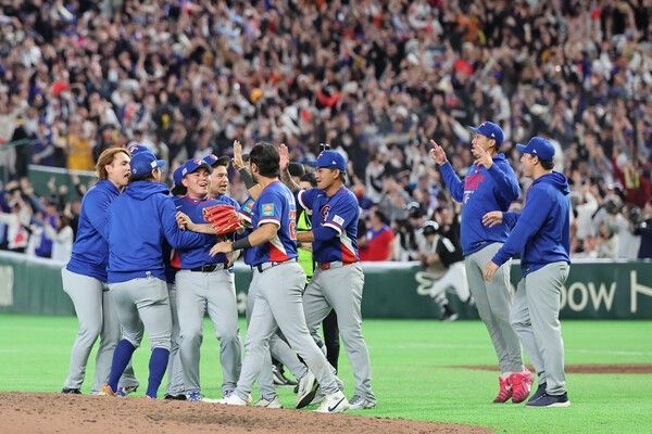 지난 3월 8일 일본 도쿄돔에서 열린 2026 WBC 조별리그 C조 3차전 한국과 대만의 경기, 연장승부 끝에 5-4로 승리한 대만 선수들이 기뻐하고 있다. /사진=뉴시스