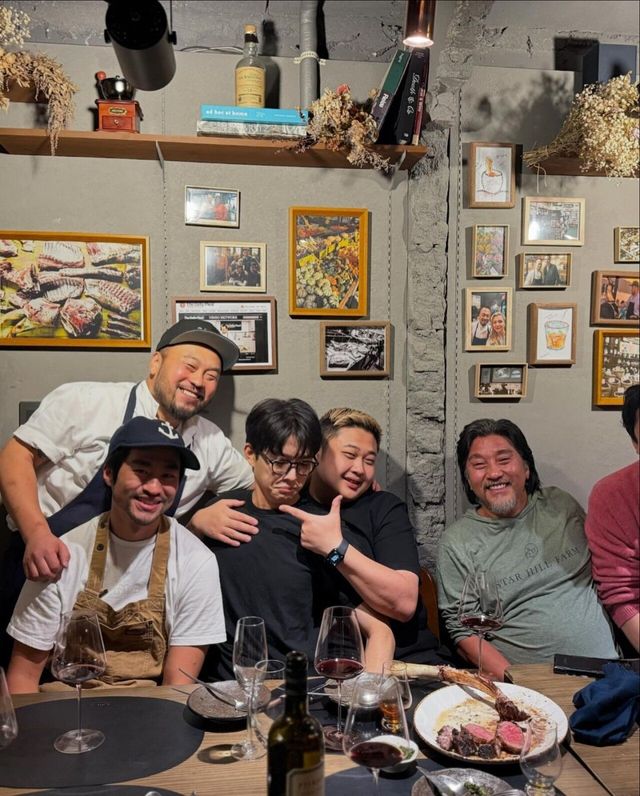 1000085160.jpg 흑백요리사 회식 도중 만취해버린 에드워드 리 ㅋㅋㅋㅋㅋㅋㅋㅋ