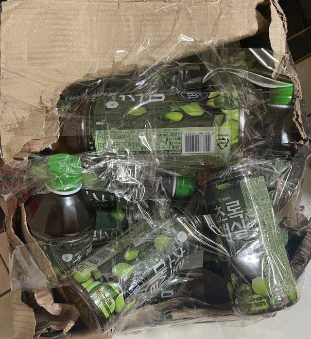 KakaoTalk_20241221_000616714.jpg 핫딜에서 산 초록매실 배송 상태.jpg (feat. 공식몰)