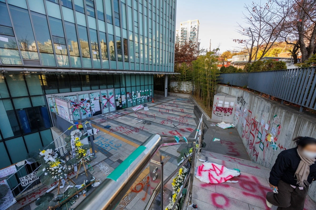 image.png 오피셜) 2024년 최단기 퇴물