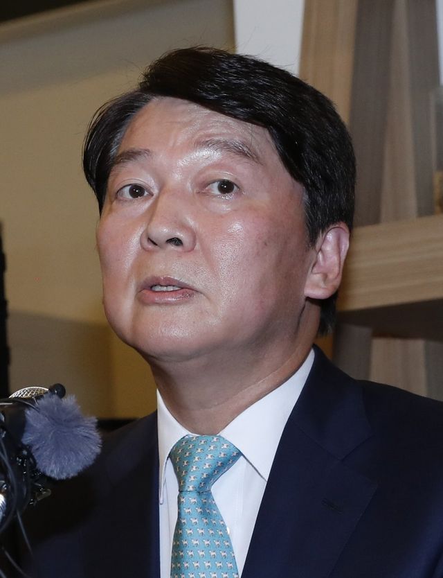 느낌.jpg 의원님!!! 계엄령이랍니다! 어디로 갈까요 ?