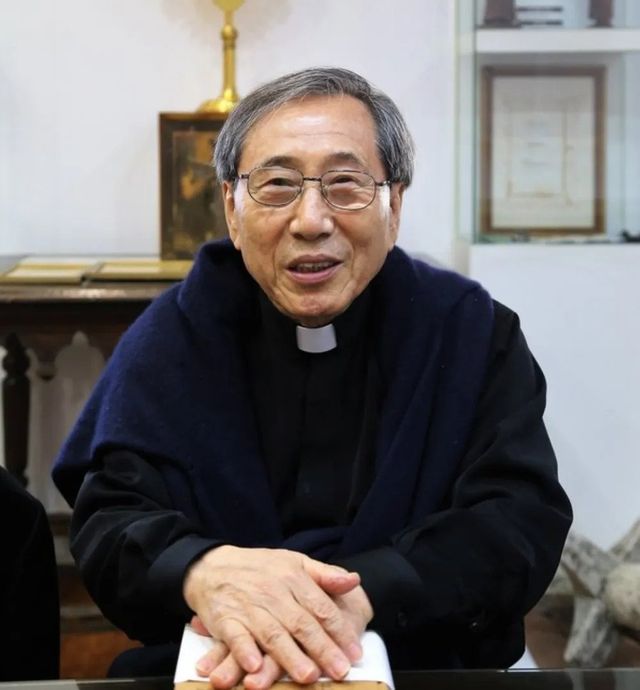 함세웅.webp.ren.jpg 계엄군 총구앞에 서서 저항했다는 타령이 웃픈이유