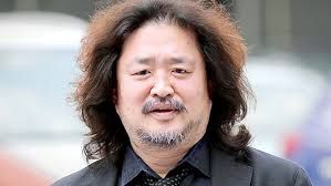 김어준.jpeg 계엄군 총구앞에 서서 저항했다는 타령이 웃픈이유