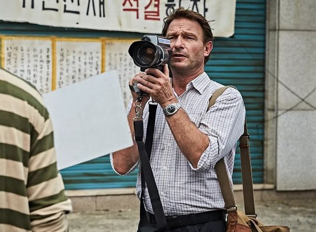 193a55a9c2331a485.webp.ren.jpg 택시운전사 찍었던 토마스 크레치만 근황