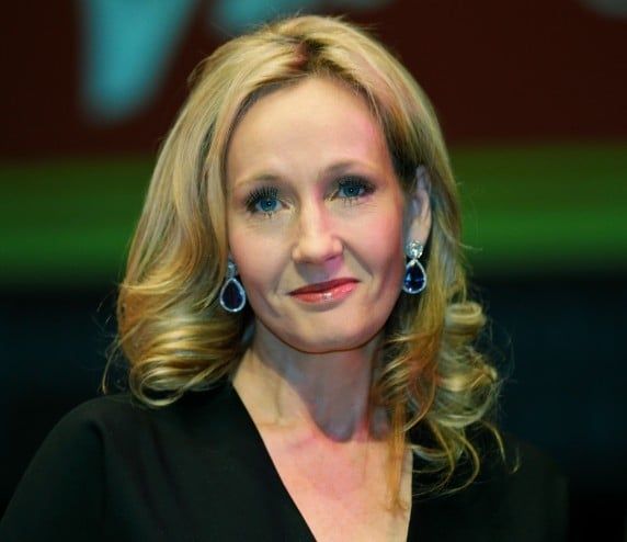 “극단적 혐오범죄자” 해리포터 작가 조앤 K 롤링 징역 7년 살 수 있다는 소식 나왔다 -cboard