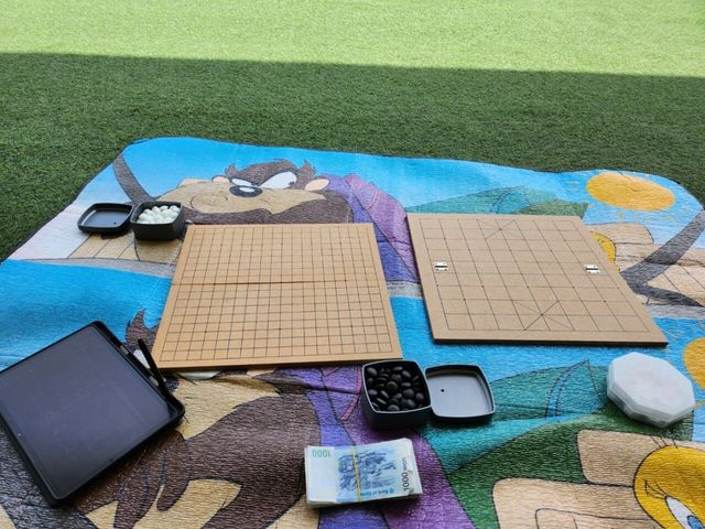 20240501_122522.jpg 낮에 날씨도 좋고해서 근처 대학교가서 대학생들 딱밤 좀 때리고 왔습니다.