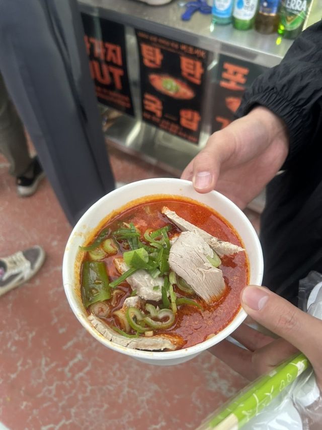 tgJTPQ.jpg 백종원이 먹거리 세팅했다는 춘향제 야시장 가격 (+추가)