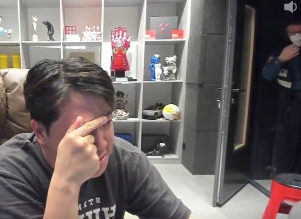 오킹) 웃는건가 ? 우는건가 ?