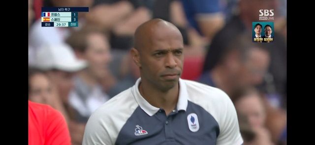 [프랑스 v 스페인] 앙리 감독 라커룸가서 빠따 칠 기세입니다 ㄷㄷㄷㄷㄷㄷㄷㄷㄷ