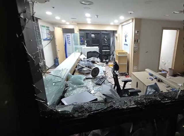 철거 후 재건축 현장