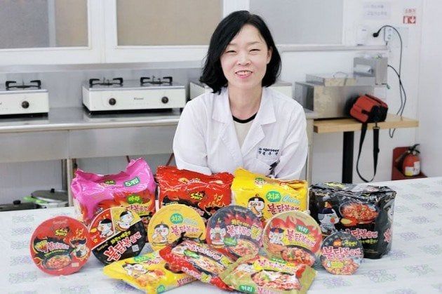 4eee1ba67602305435d7504b43192a6dbf9dcda2.jpg 이번에 대기업 상무보로 승진한 직원