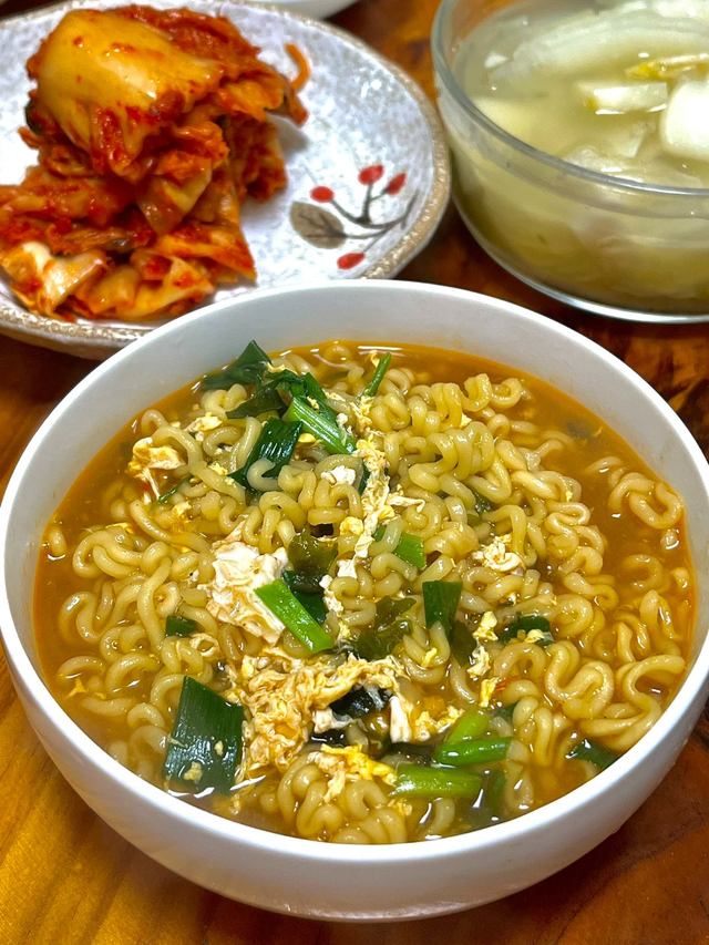 image.png 시골집 할머니가 :끓여준 라면 비쥬얼.JPG